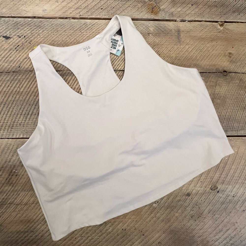 DSG 2XL Momentum Women's Crop Top With‎ Internal Shelf Bra For Support.